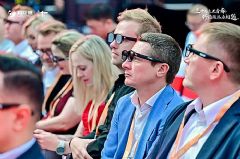 VR»14%,ARL50%̓MFr